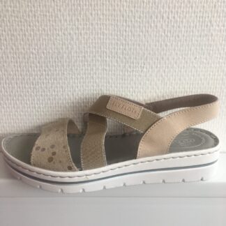 cement Hændelse synder Lækre sandfarvede sandaler med sølvdetaljer fra Fly Flot – HS-Shoppen